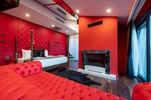 lucky monkey hotel