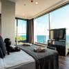 lucky monkey hotel