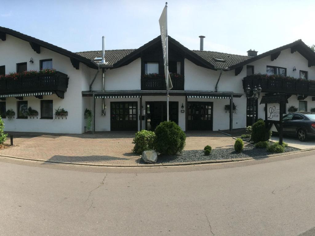 landhotel linden am venekotensee