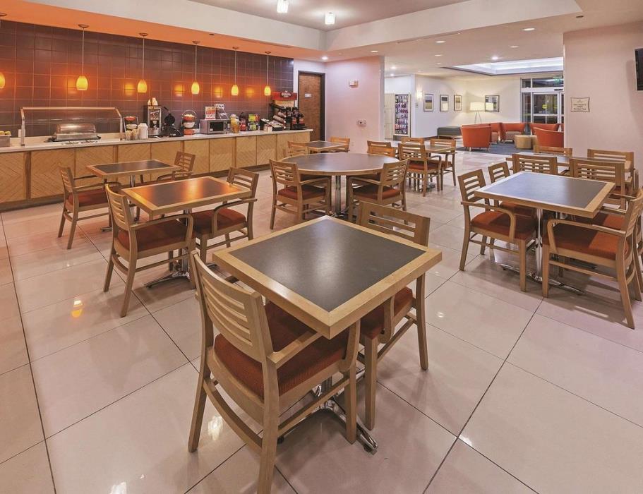 la quinta inn and suites by wyndham austin nw lakeline mall