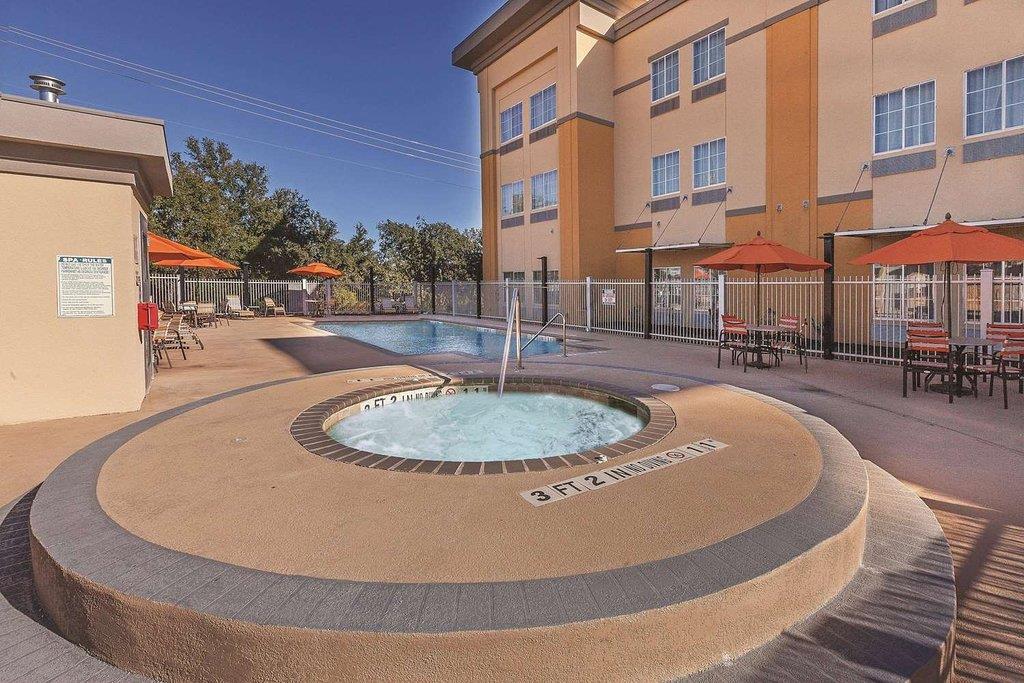 la quinta inn and suites by wyndham austin nw lakeline mall