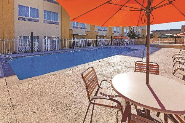 la quinta inn and suites by wyndham austin nw lakeline mall