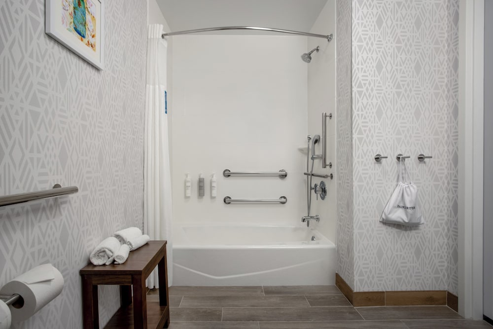 hampton inn and suites richmond in
