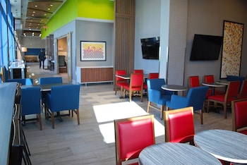 holiday inn express vancouver airport richmond by ihg