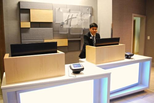 holiday inn express vancouver airport richmond by ihg