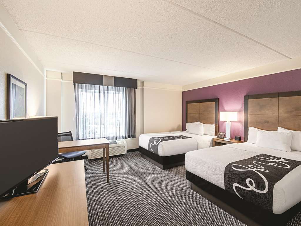 la quinta inn and suites by wyndham austin airport