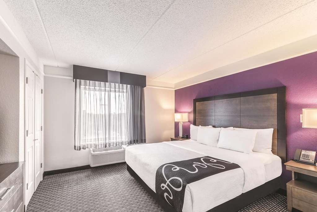 la quinta inn and suites by wyndham austin airport