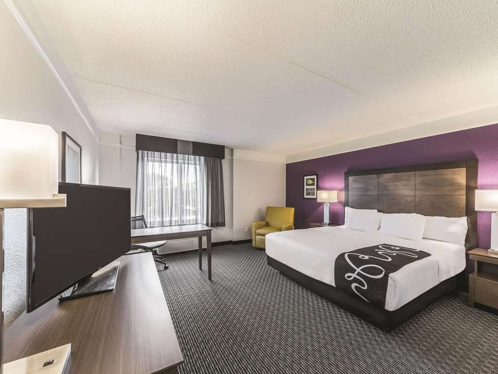 la quinta inn and suites by wyndham austin airport