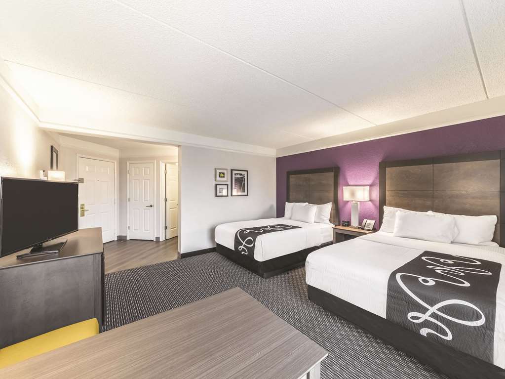 la quinta inn and suites by wyndham austin airport