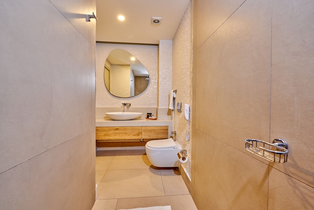 lilium boutique hotel