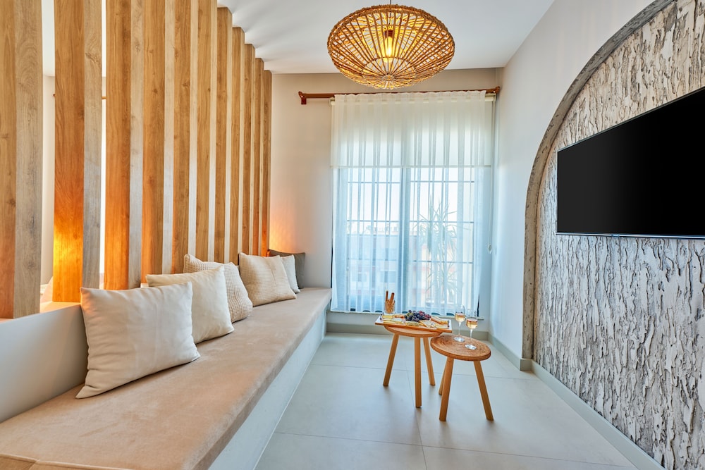 lilium boutique hotel