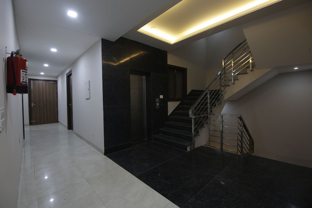 lime wood stay studio apartment