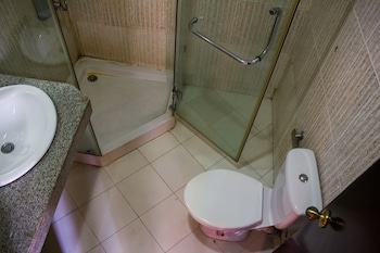 de bliss hotel and suites