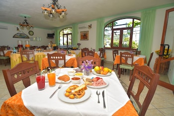 hotel villa cimmentorosso