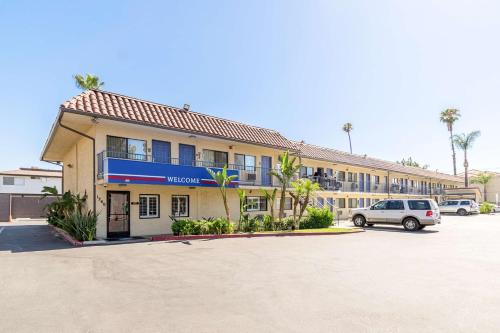 Motel 6 Riverside, Ca - Ucr East,Riverside>>Colton,2 star