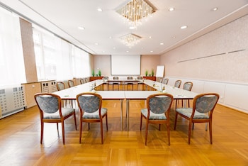 top vch hotel wartburg stuttgart