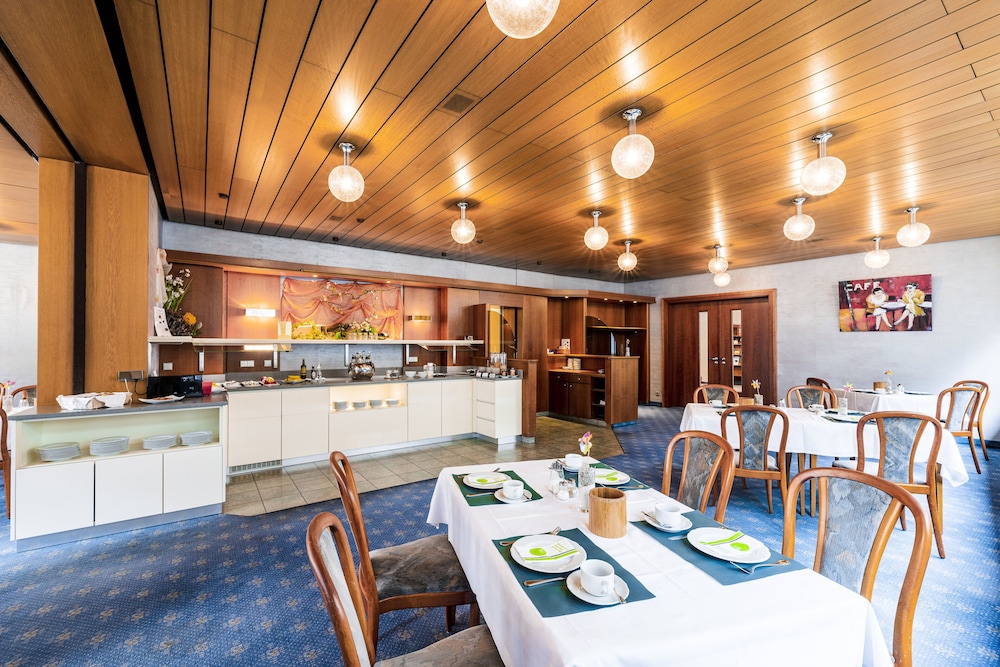 top vch hotel wartburg stuttgart