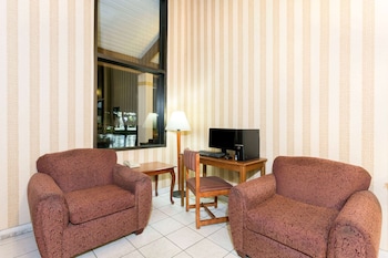Super 8 By Wyndham Riviera Beach West Palm Beach,Palm Beach>>Florida,2 star