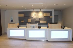 holiday inn express athens by ihg