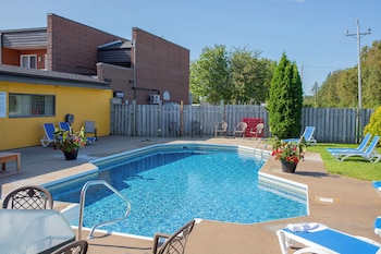 complexe hotelier escoumins