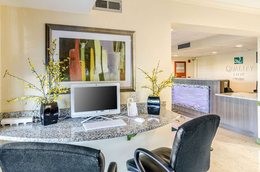 quality inn tanglewood