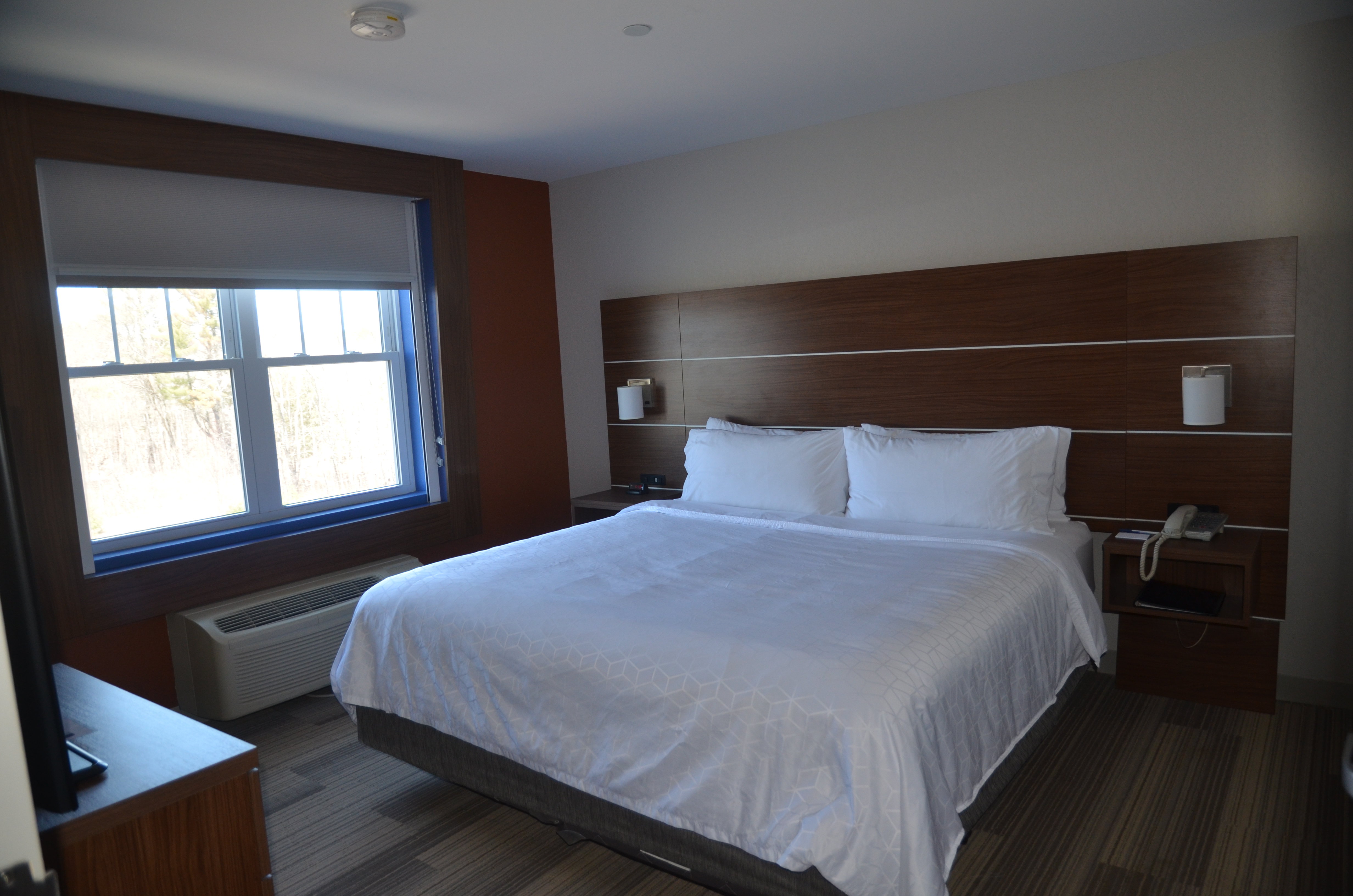 holiday inn express hotel and suites rochester by ihg