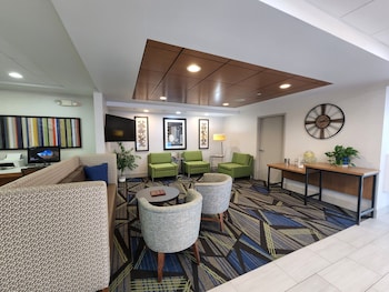 holiday inn express hotel and suites rochester by ihg