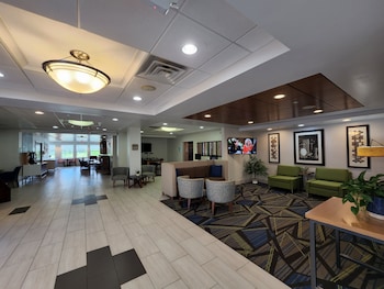 holiday inn express hotel and suites rochester by ihg