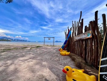long beach club krabi