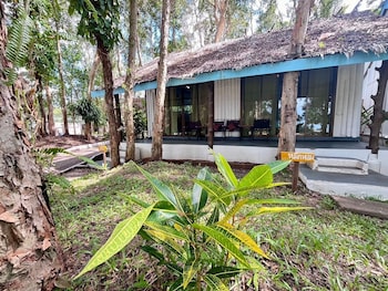 long beach club krabi