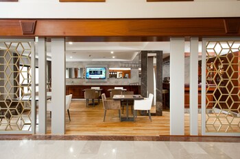 spilos hotel
