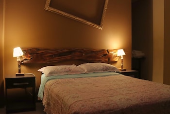 serenity hotel and lodge