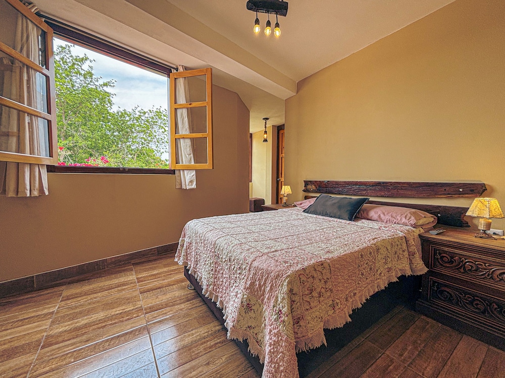 serenity hotel and lodge