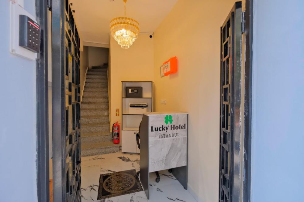 lucky hotel istanbul