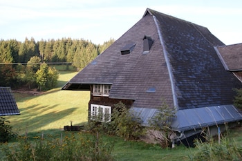 hohengasthaus kolmenhof an der donauquelle und st martinskapelle