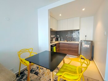 lux suites astoria apartments lavington