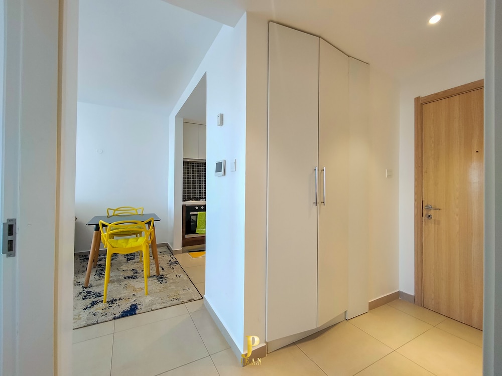 lux suites astoria apartments lavington