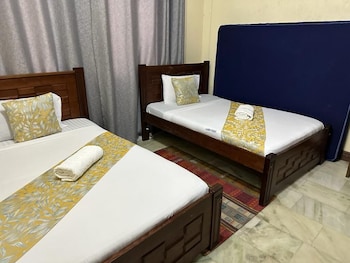 lux suites dofils creek residence nyali