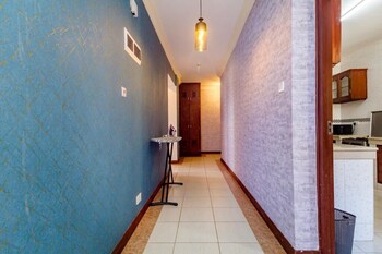 lux suites elsa royal apartments