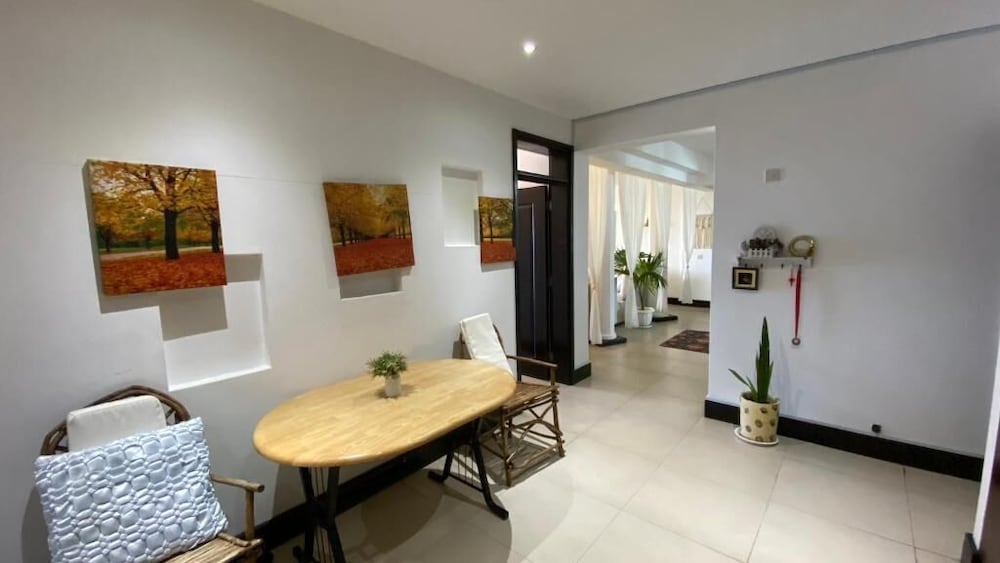 lux suites hayana palm apartments