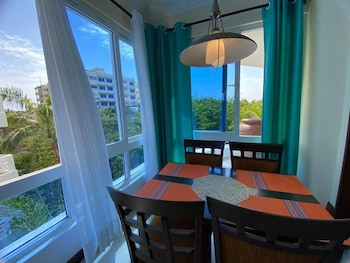 lux suites hayana palm apartments