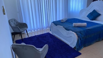 lux suites hayana palm apartments