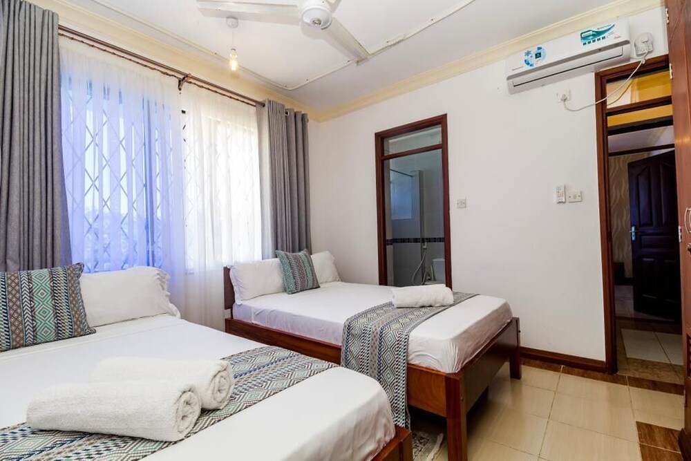 lux suites micasa royal apartments nyali