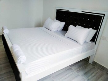 lux suites siloam apartments shanzu