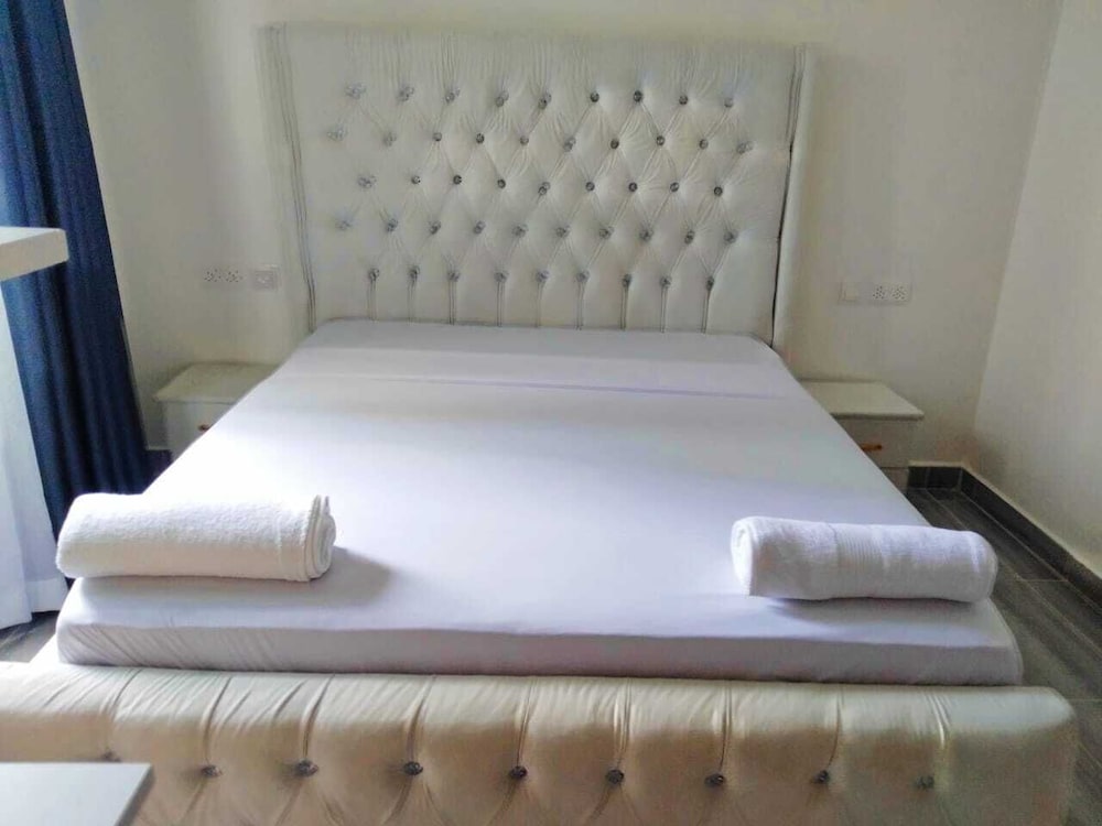 lux suites siloam apartments shanzu