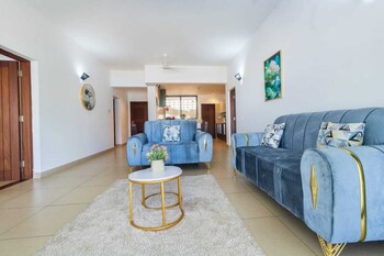 lux suites vee xanadu luxury apartments