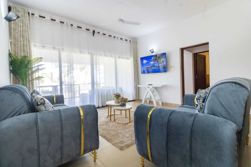 lux suites vee xanadu luxury apartments