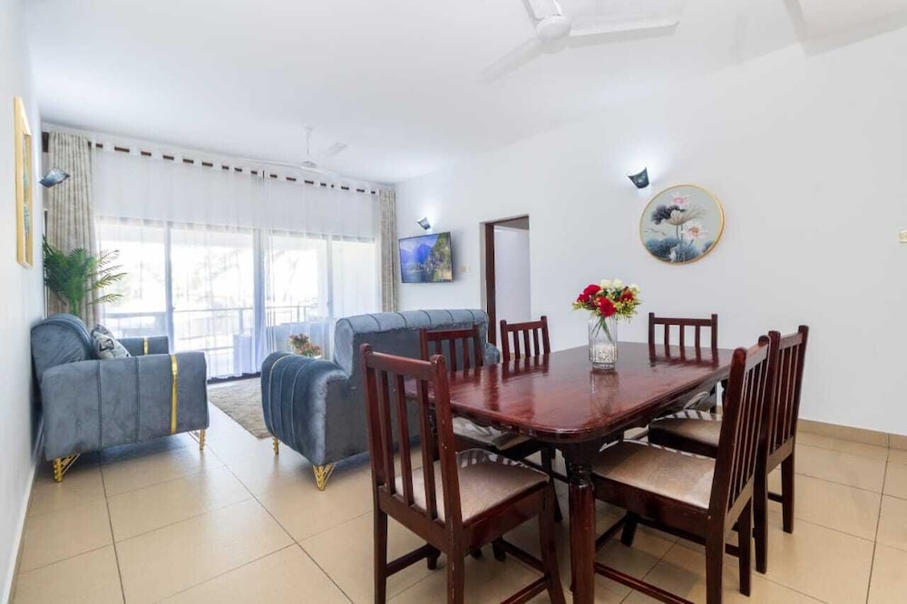 lux suites vee xanadu luxury apartments