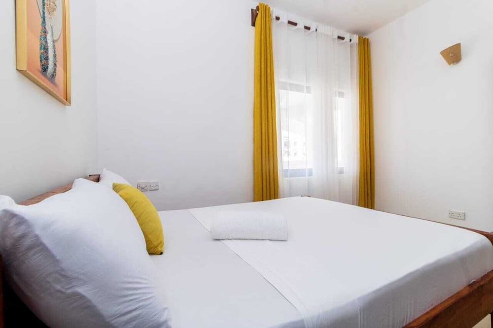 lux suites vee xanadu luxury apartments