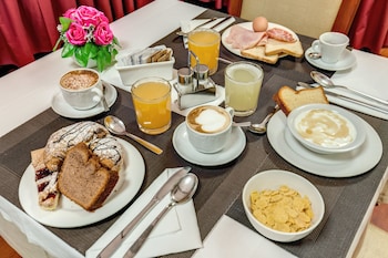 flower garden hotel rome